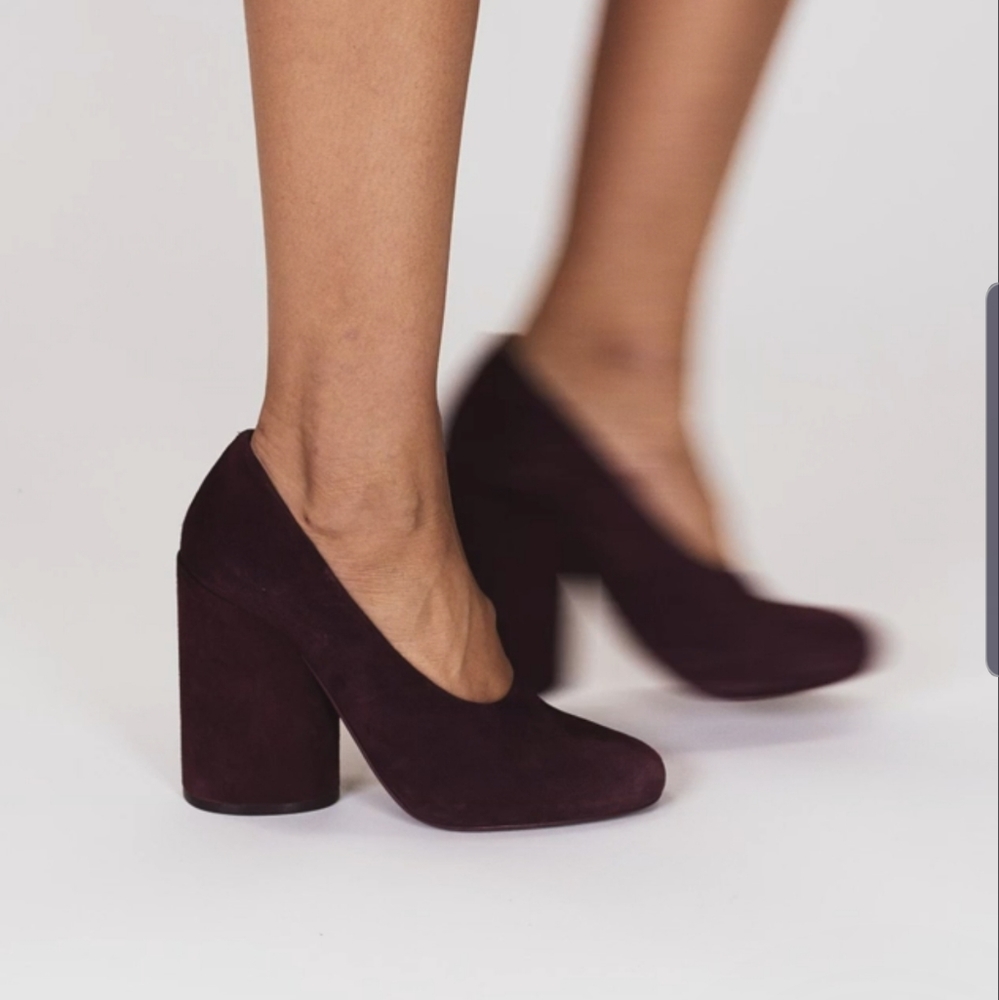 Tory Burch Lucia Pumps - Picture 8 of 8